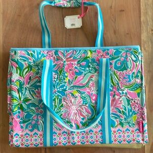 NWT Lilly Pulitzer Ultimate Carryall Bag